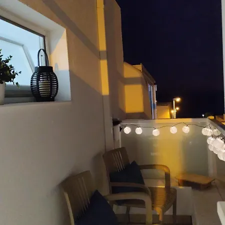 A 2 Minutos De La Playa - Casa Nova