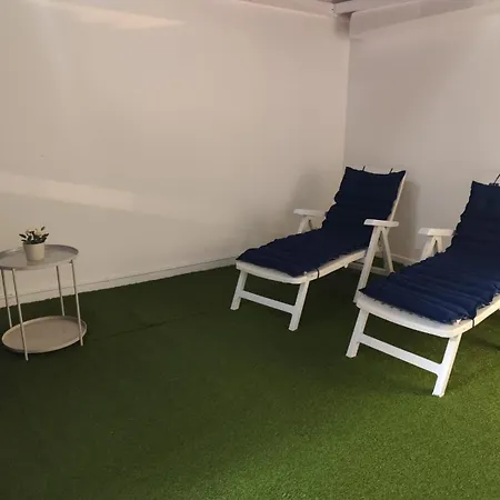 A 2 Minutos De La Playa - Casa Nova