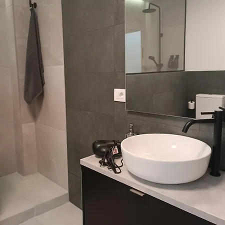 A 2 Minutos De La Playa - Casa Nova Apartmán